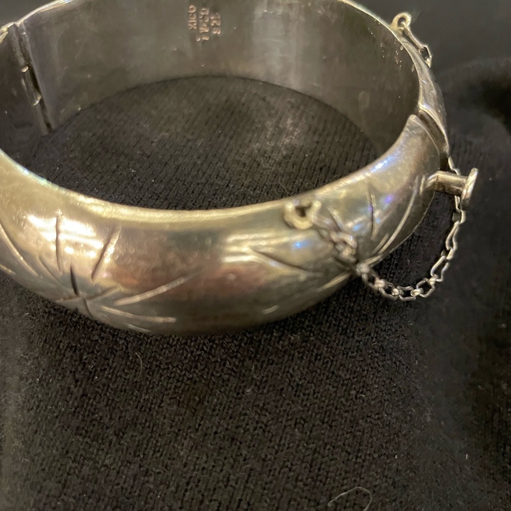 Elegant Sterling Silver Bangle Bracelet